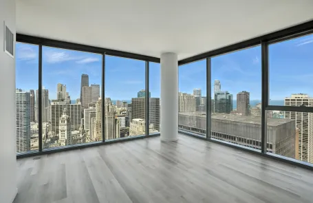 2 Bedroom Chicago Loop Apartment