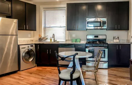 1 Bedroom Lincoln Square Apartment
