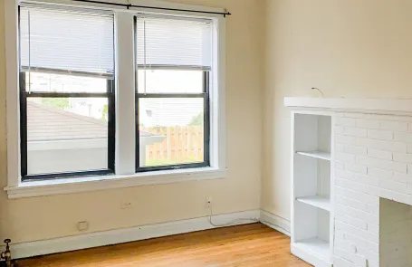1 Bedroom Lincoln Square Apartment