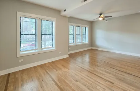 2 Bedroom Ravenswood Apartment